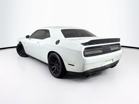 Used 2015 Dodge Challenger SRT Hellcat image 8