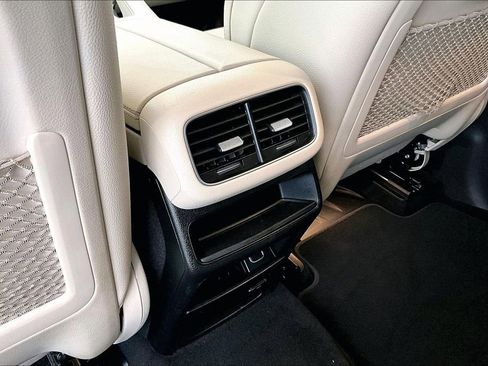 Used 2021 Mercedes-Benz GLE 350 image 30