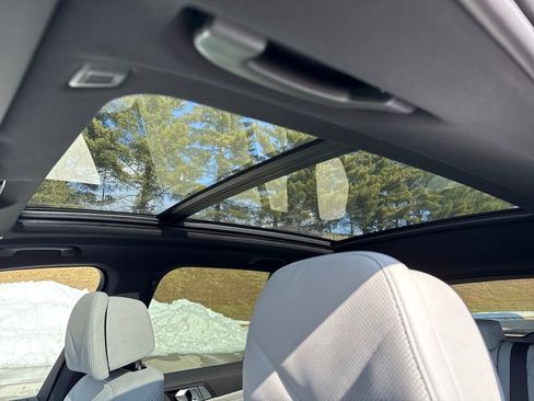 New 2026 BMW X5 xDrive50e image 20