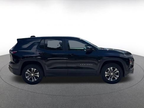 Used 2025 Chevrolet Equinox LT FWD image 15