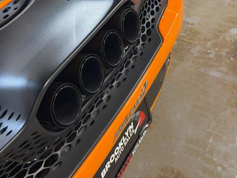 Used 2021 McLaren 765LT RWD image 29
