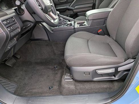 Certified 2025 Toyota 4Runner SR5 AWD/4WD image 14