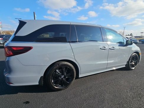 Certified 2024 Honda Odyssey Sport image 5