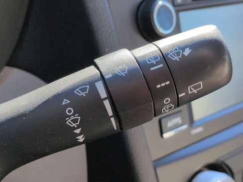 Used 2017 Subaru Forester 2.5i w/ Alloy Wheel Package image 25