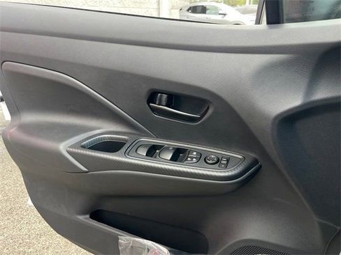 New 2025 Nissan Versa S w/ Lighting Package FWD image 19