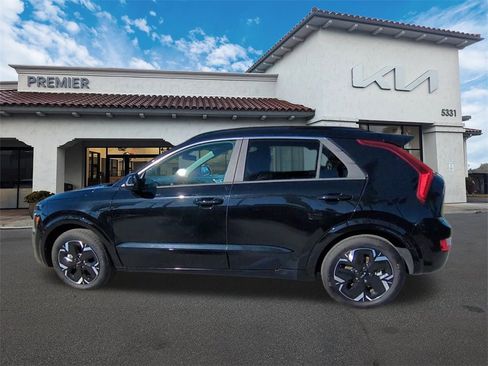 Certified 2024 Kia Niro Wind w/ Wind Preserve Package image 5