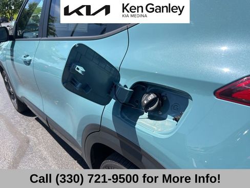 Certified 2025 Kia Seltos S AWD/4WD image 50