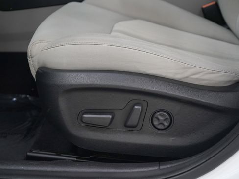 Used 2017 Hyundai Sonata Plug-In Hybrid FWD image 21