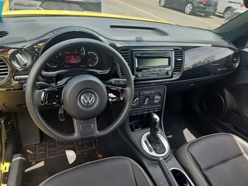 Used 2015 Volkswagen Beetle 1.8T FWD image 8
