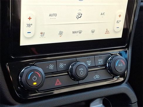 New 2025 Ford Ranger Lariat w/ FX4 Off-Road Package image 11