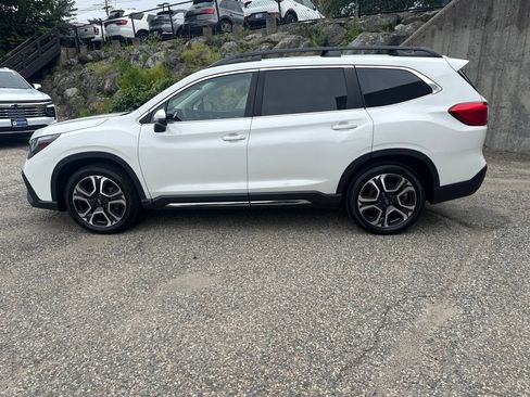 Used 2023 Subaru Ascent Limited AWD/4WD image 3