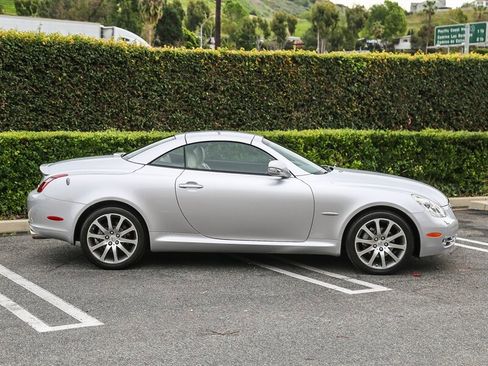 Used 2009 Lexus SC 430 Convertible image 18