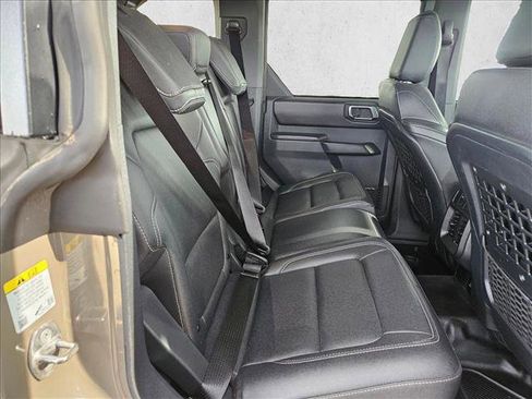 Certified 2025 Ford Bronco Badlands AWD/4WD image 18