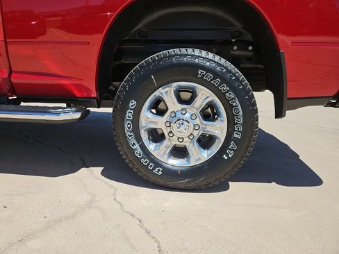 New 2026 RAM 2500 Big Horn AWD/4WD image 7