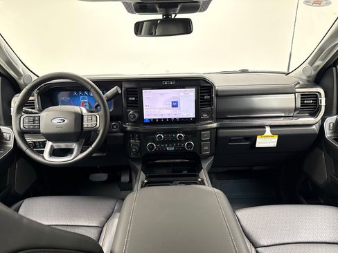 New 2026 Ford F250 Lariat w/ Black Appearance Package AWD/4WD image 29