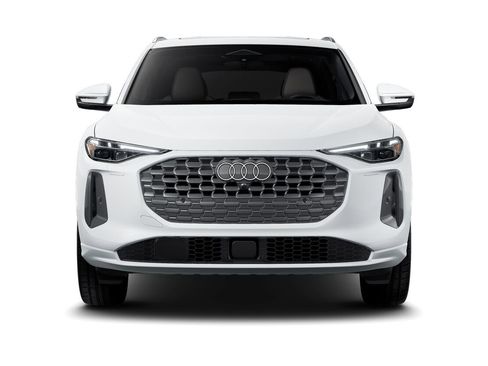 Certified 2025 Audi Q5 Premium w/ Premium Plus AWD/4WD image 4