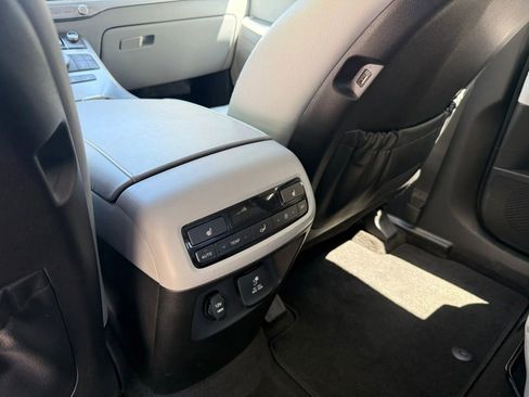 Used 2020 Hyundai Palisade SEL w/ Premium Package FWD image 31