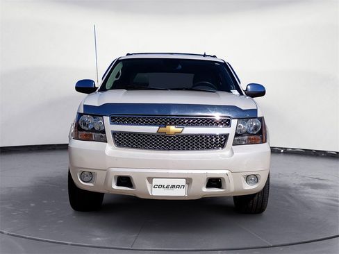 Used 2012 Chevrolet Avalanche LTZ image 8