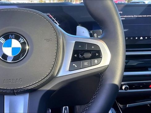 Used 2026 BMW X7 xDrive40i w/ Executive Package image 11