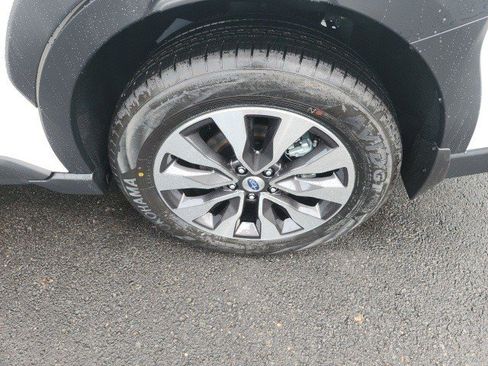 Used 2025 Subaru Outback Limited image 25