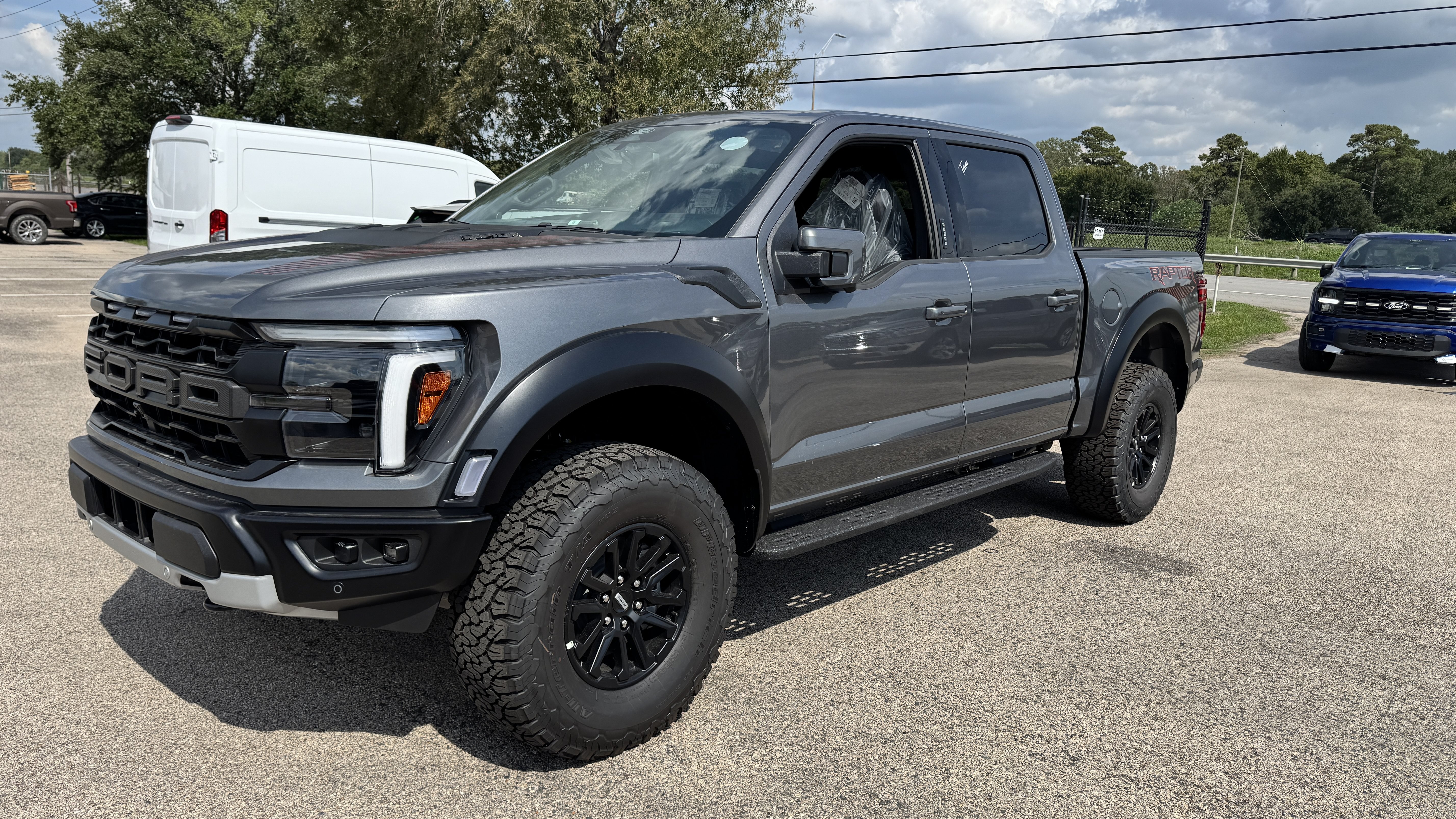 New 2026 Ford F150 Raptor AWD/4WD image 4
