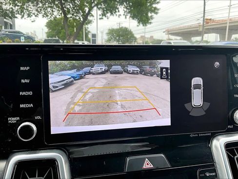 Used 2021 Kia Sorento SX image 29