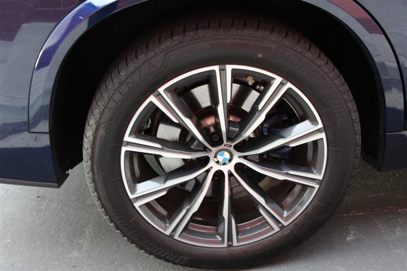 Used 2024 BMW X5 M60i AWD/4WD image 50