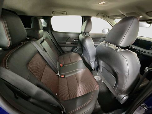 Used 2025 Nissan Kicks SR w/ Illumination Package AWD/4WD image 17