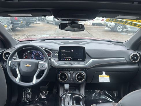 Used 2023 Chevrolet Blazer Premier w/ Enhanced Convenience Package image 29