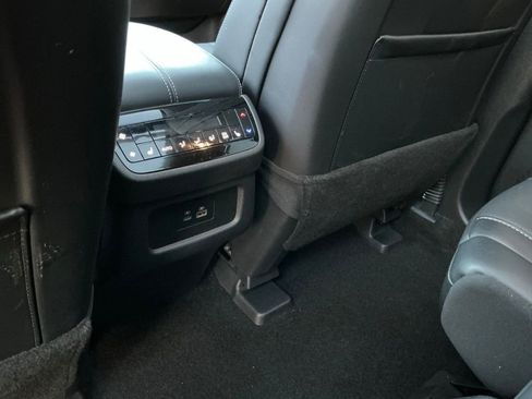 Used 2025 INFINITI QX60 Luxe image 11