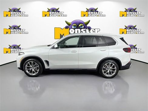 Used 2024 BMW X5 xDrive40i image 8