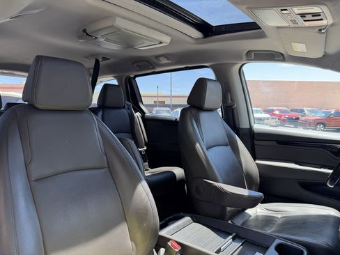 Used 2019 Honda Odyssey Elite image 43