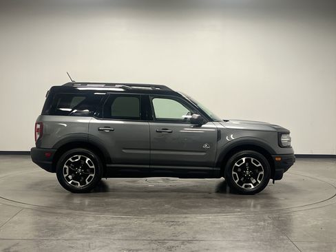 Used 2022 Ford Bronco Sport Outer Banks image 9