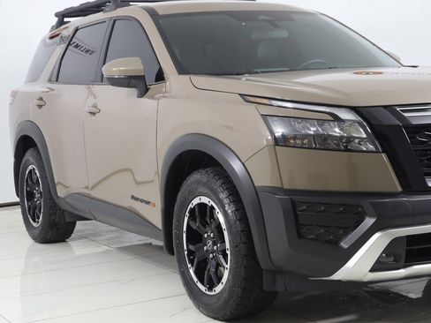 Used 2024 Nissan Pathfinder Rock Creek image 41