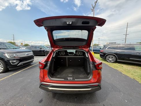 Used 2024 Chevrolet Trax ACTIV FWD image 5