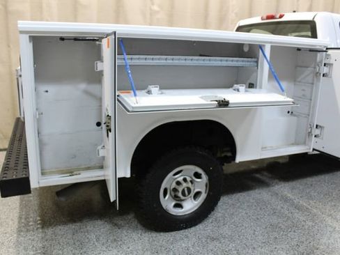 Used 2007 GMC Sierra 2500 W/T image 4