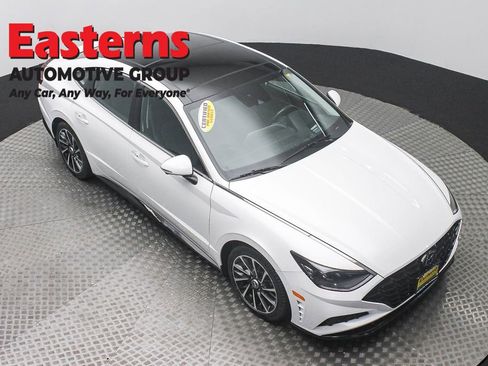Used 2022 Hyundai Sonata Limited FWD image 3