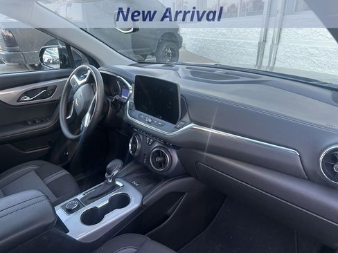 Certified 2025 Chevrolet Blazer LT w/ Convenience Package image 7