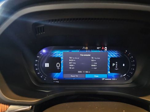 Certified 2023 Volvo XC60 B5 Plus w/ Climate Package AWD/4WD image 21