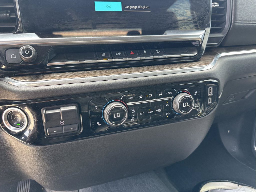 Used 2024 Chevrolet Silverado 2500 LT AWD/4WD image 29