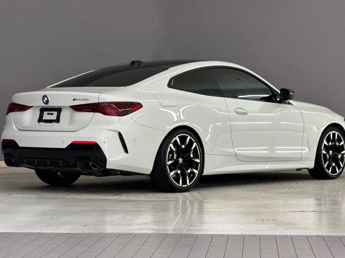 Certified 2025 BMW M440i Coupe w/ Premium Package RWD image 8