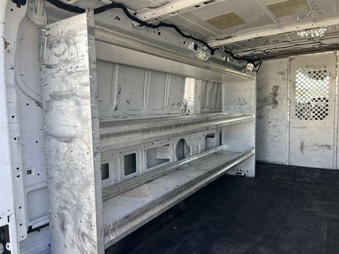 Used 2015 Ford Transit 250 148 Low Roof image 9