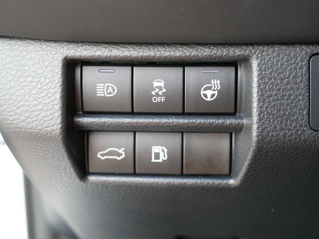 Used 2022 Toyota Avalon Touring FWD image 24