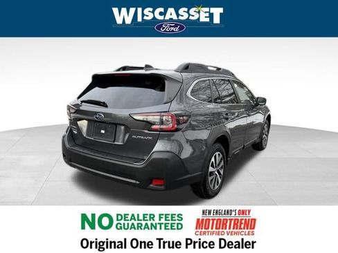 Used 2023 Subaru Outback Premium image 25
