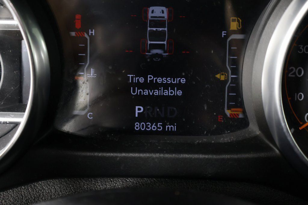 Used 2020 Jeep Wrangler Unlimited Sahara AWD/4WD image 16