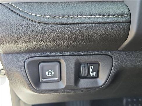 Used 2019 GMC Acadia SLE AWD/4WD image 16