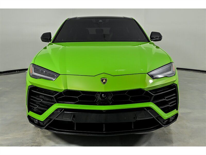 Used 2021 Lamborghini Urus AWD/4WD image 4