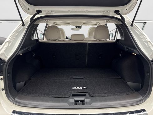 Used 2022 Nissan Rogue Sport SL w/ Premium Package FWD image 18