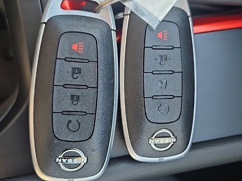 New 2026 Nissan Kicks SR image 36