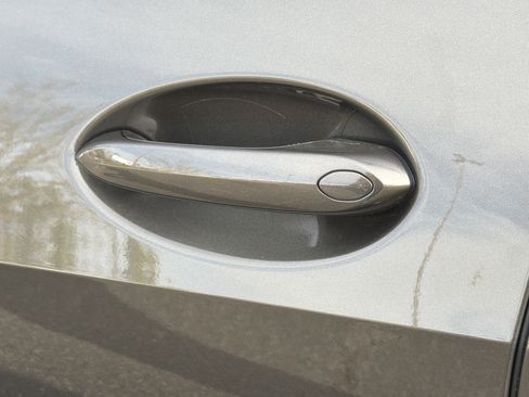 New 2026 BMW X5 sDrive40i image 31